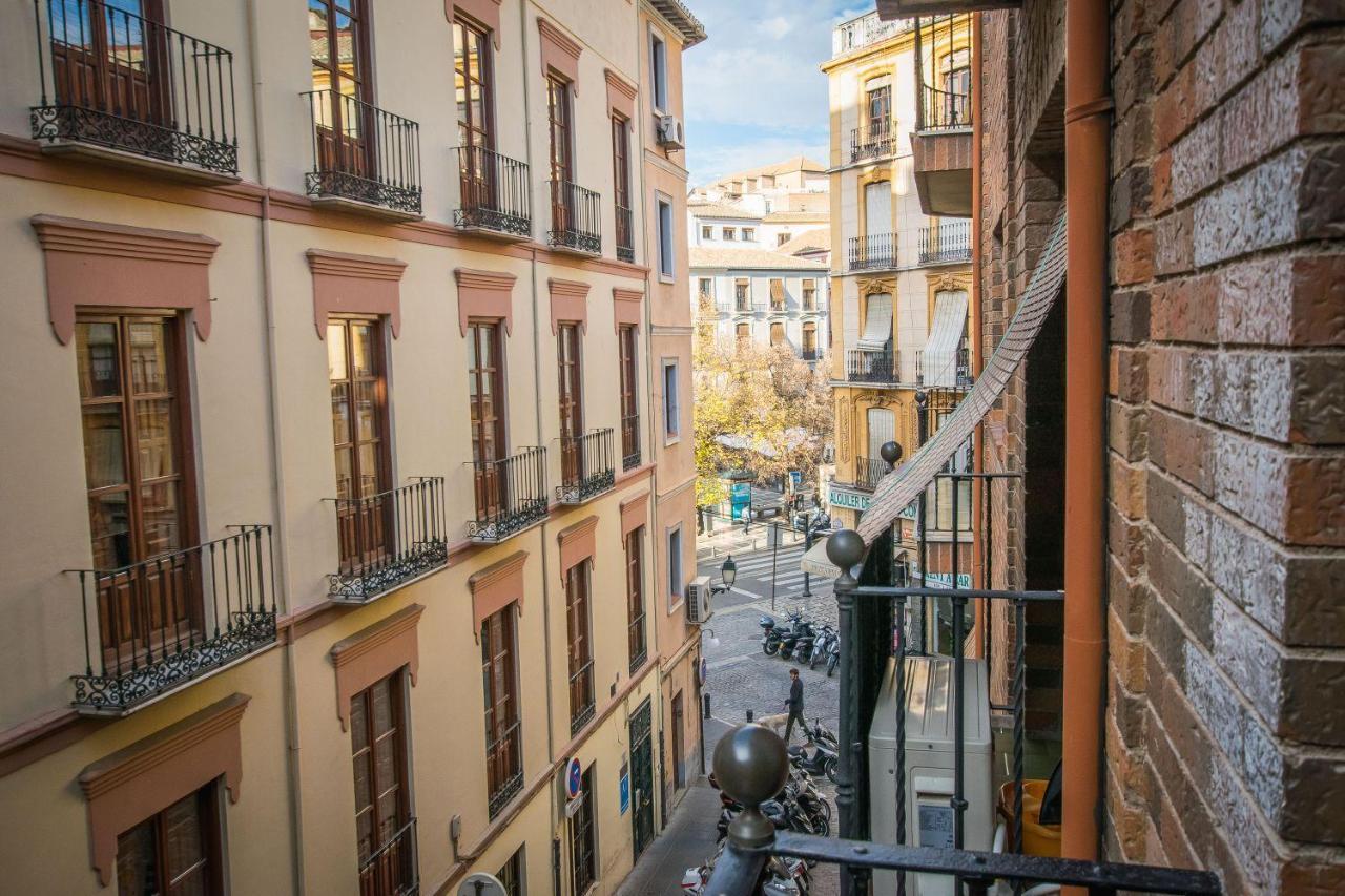 גרנדה Ibericabeds Plaza Nueva Suite 21 מראה חיצוני תמונה